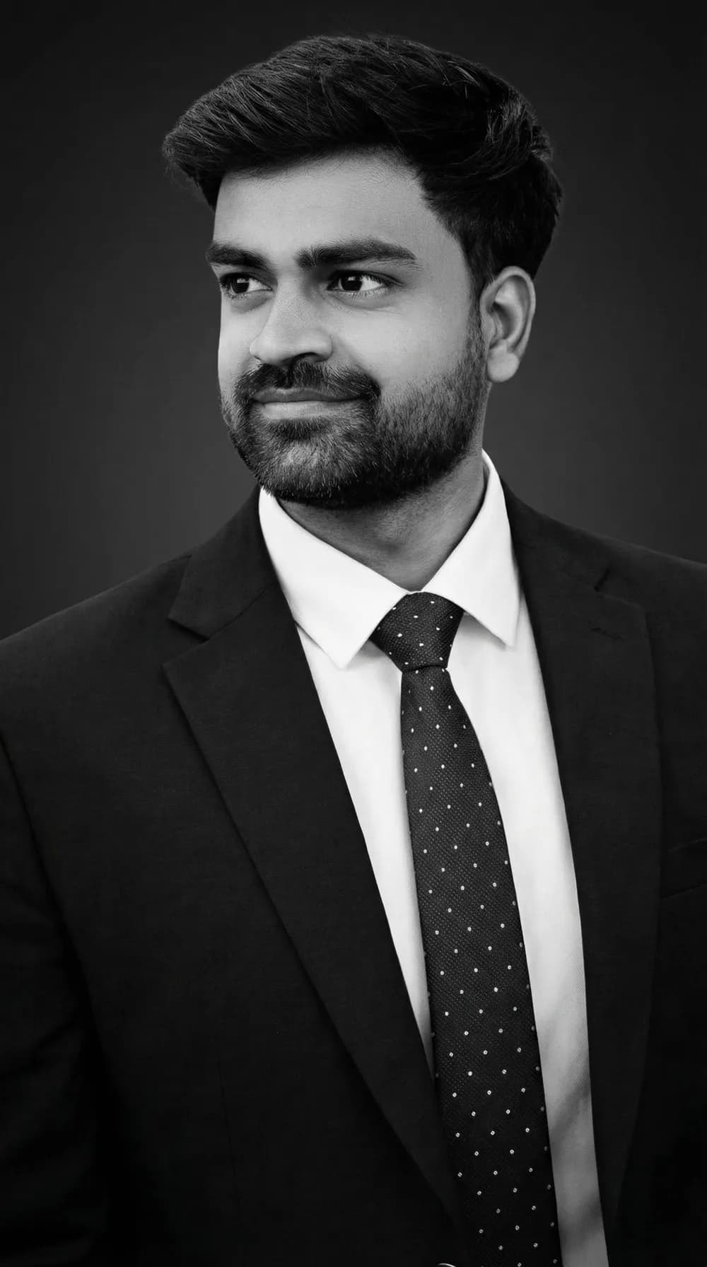 Professional photo of Deepak Saini